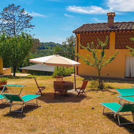 Agriturismo Podere Le Tombe Pension Palaia Buitenkant foto